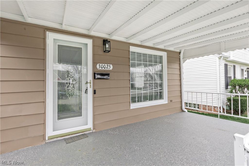 Photo of 30025 Elgin Road, Wickliffe, OH 44092 (MLS # 5201019)