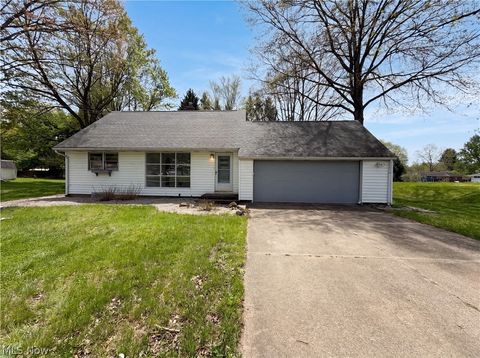 Homes For Sale - 1064 Munroe Falls Kent Road<br/> Kent, OH 44240