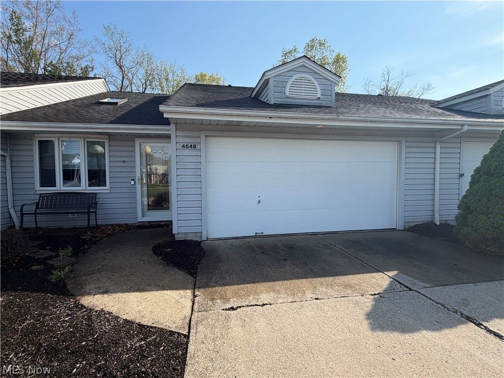 Photo of 4648 Oak Point Road, Lorain, OH 44053 (MLS # 5204849)