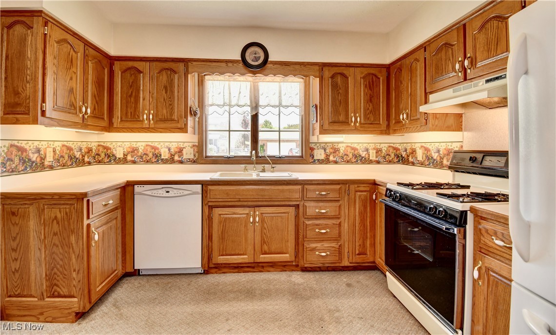 2148 Denise Drive, New Philadelphia, Ohio image 34