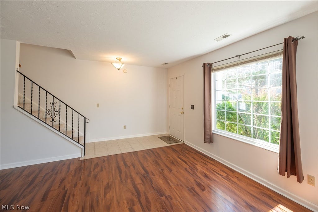 Photo of 77 Firebush Lane, Northfield, OH 44067 (MLS # 5221784)