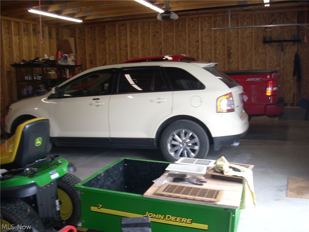 Village Canfield - Residential