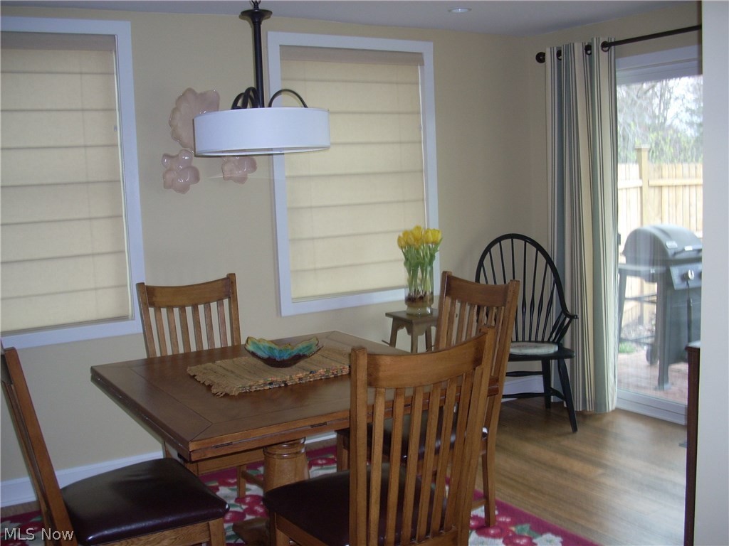 Village Canfield - Residential