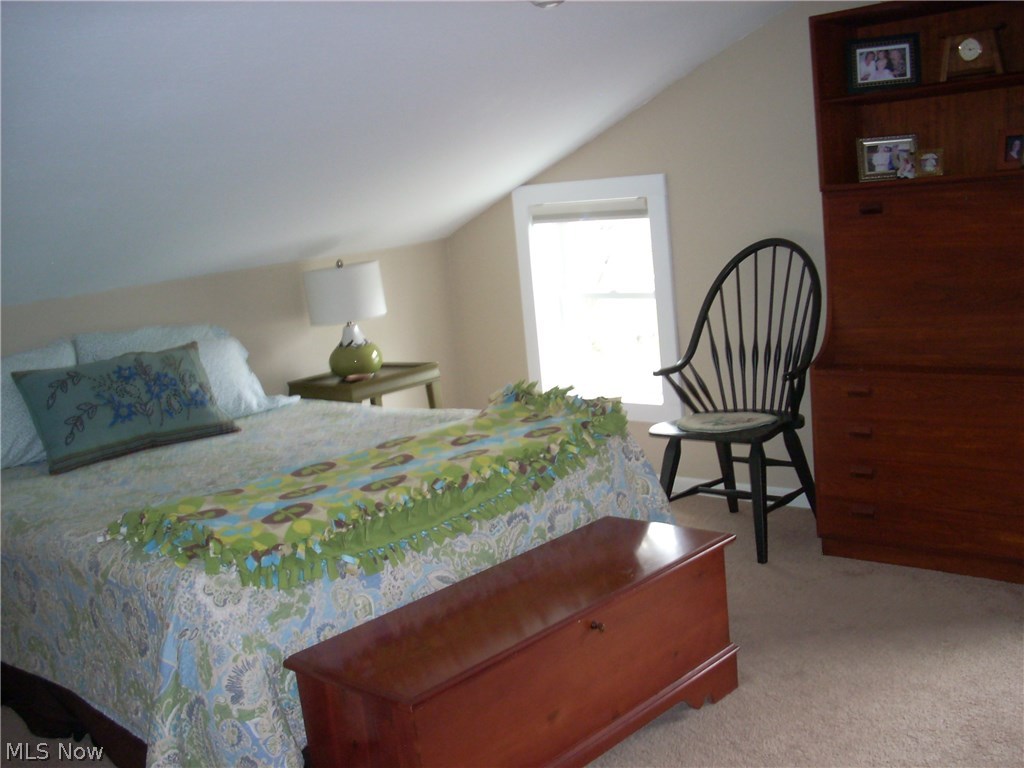 Village Canfield - Residential