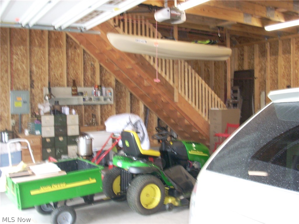 Village Canfield - Residential