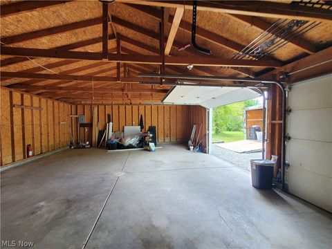 Tiny photo for 724 Briggs Road, Leavittsburg, OH 44430 (MLS # 5210541)