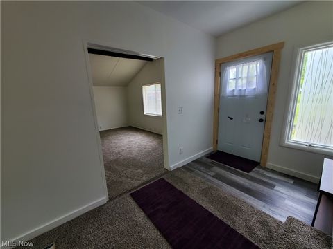 Tiny photo for 724 Briggs Road, Leavittsburg, OH 44430 (MLS # 5210541)