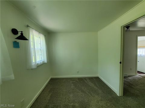 Tiny photo for 724 Briggs Road, Leavittsburg, OH 44430 (MLS # 5210541)