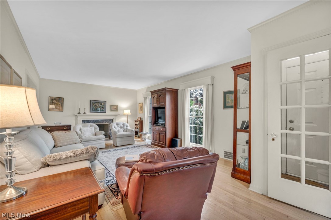 Beachcliff #3 - Residential