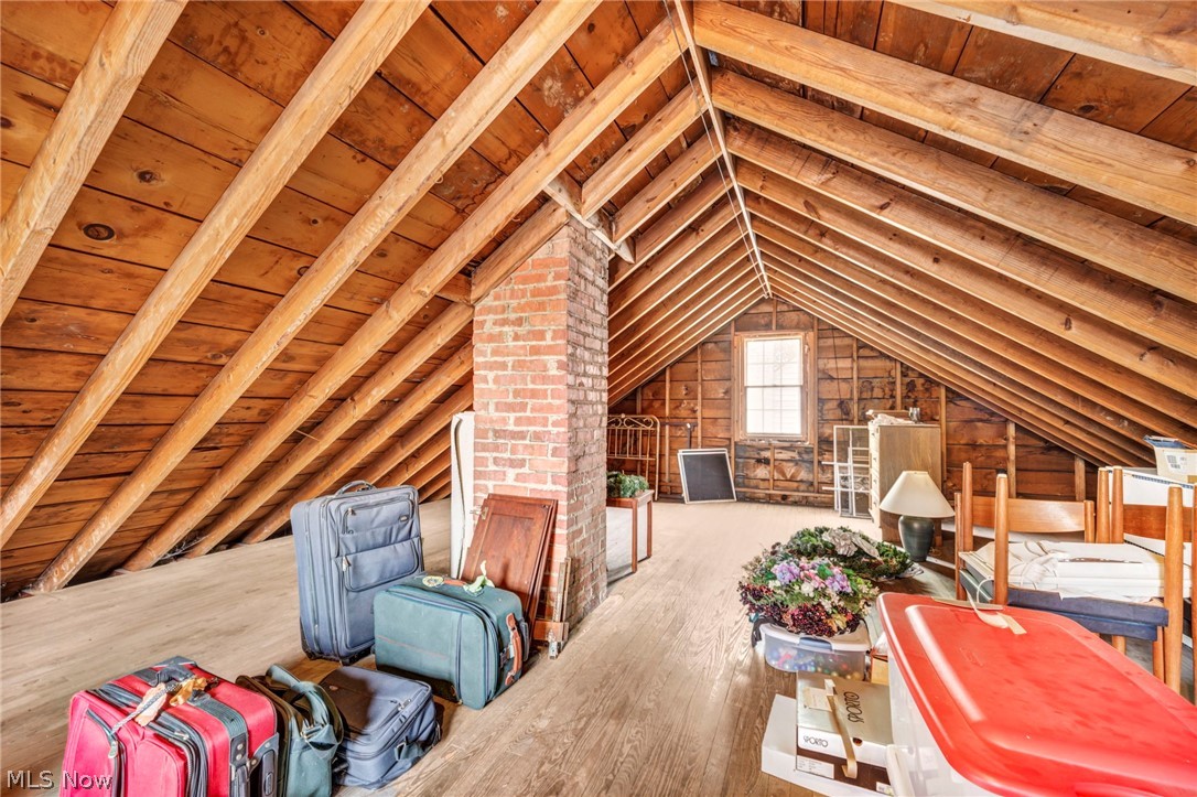 Beachcliff #3 - Residential