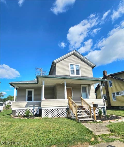 Photo for 726 8th Street SW