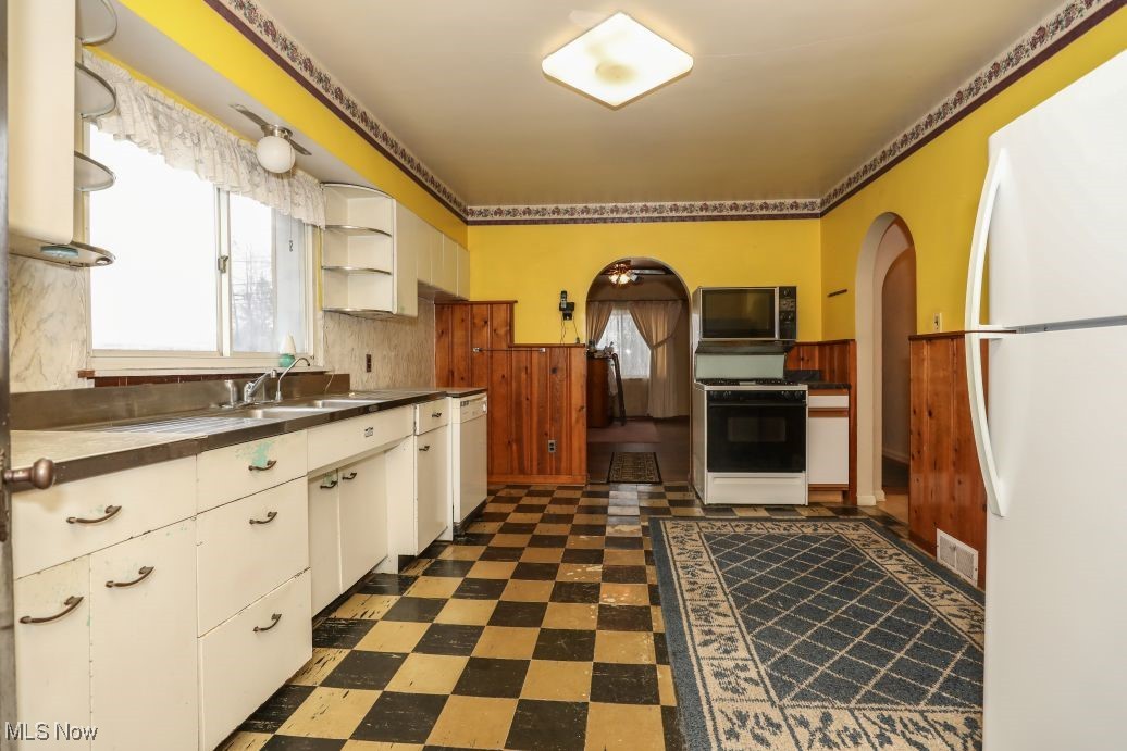 East Forty Estate - Residential