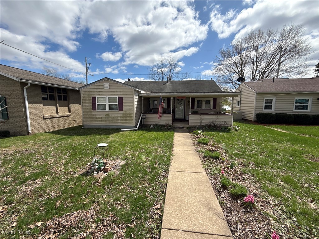 1227 Gorley Street, Uhrichsville, Ohio image 3