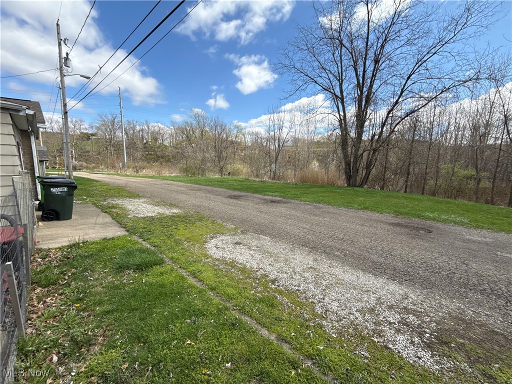 1227 Gorley Street, Uhrichsville, Ohio image 20
