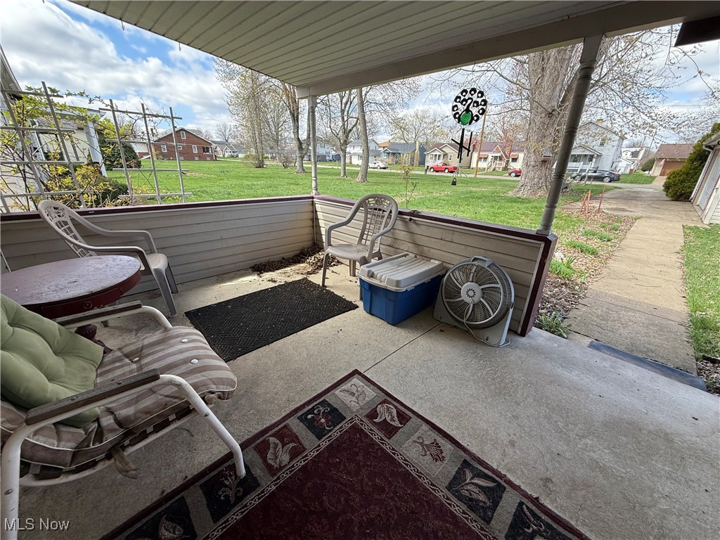 1227 Gorley Street, Uhrichsville, Ohio image 5