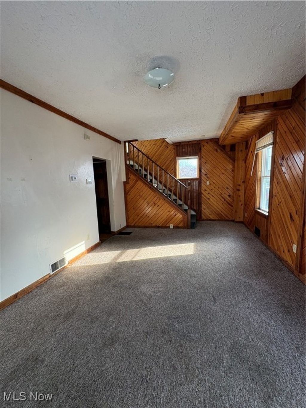 Photo of 565 Brown Street, Akron, OH 44311 (MLS # 5181652)