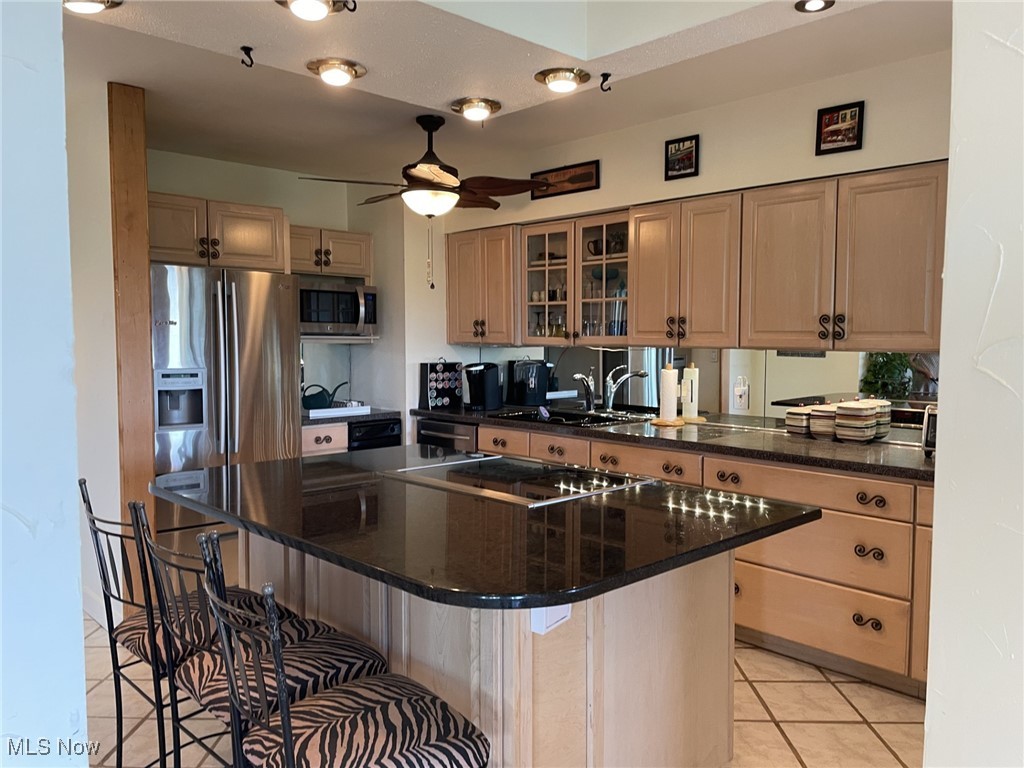 One Bratenahl Place Condo - Residential