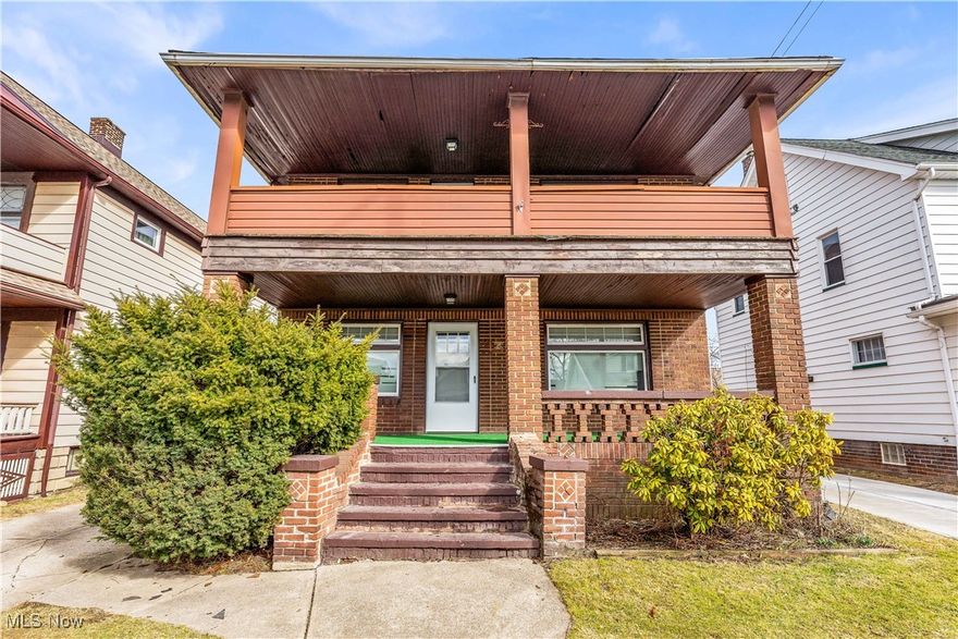 4929 E 109th St | UP, Garfield Heights - Spacious 2 bed 1 bath multi-family home! //

$ 950 rent / $ 950 deposit //
$55 application fee per adult //
1-2 pets OK in this unit. After application pre-approval, a PetScreening is required for any animals to proceed with one of our properties; a PetScreening affidavit is still required if you have no pets. (Some breed restrictions apply per HUD guidelines). //
NO SMOKING //
1 time $139 non-refundable set up fee paid at lease signing //

$30/month required resident benefit package; can include personal property/liability insurance for an additional $5/month for $35/month total. //

** ** CMHA OK - 2 bdrm voucher; must be prepared with ½ reservation fee to hold the property and moving packet. **  ** //

After application Pre-Approval 1 applicant per household application is required to fill out a PetScreening application, before being about to proceed with placing a Reservation Fee for one of our properties.  You will receive a pre-approval for your application and in order to proceed, the PetScreening is required. Even if you have NO pets - this application must be filled out. One time, non-refundable pet fee of $200-500 per animal applies to all pets & must be paid before or when you pay your first month rent. (No fee for qualified assistance animals). //

Our application is processed through secure site: Findigs, and they require ID and income verification. Without this, your application will not be processed. They offer 24/7 chat support on their application directly if you have any questions. //

BEDROOMS: 2 //
BATHROOMS: 1 //
APPLIANCES PROVIDED: Stove and Fridge Upon Move-In //
UTILITIES / RESIDENT RESPONSIBILITY: Resident pays gas and electric and is responsible for snow removal. //

Serious inquiries only.