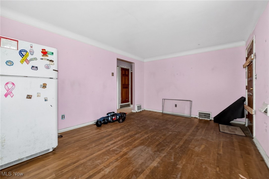 Ladner Homestead Sub - Residential