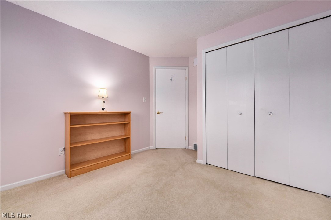 Concord Square Village Condo M & N - Residential