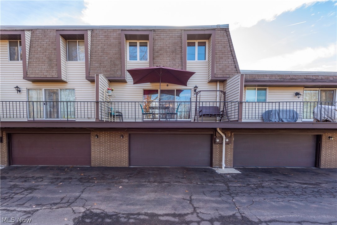 Concord Square Village Condo M & N - Residential