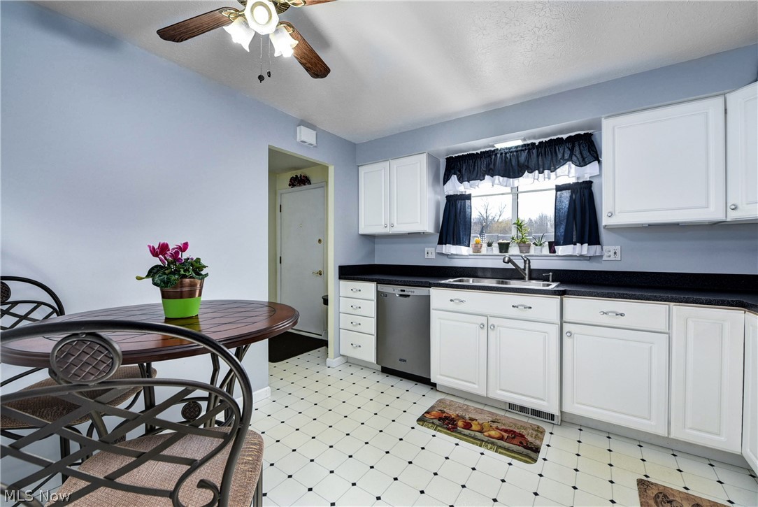 Concord Square Village Condo M & N - Residential