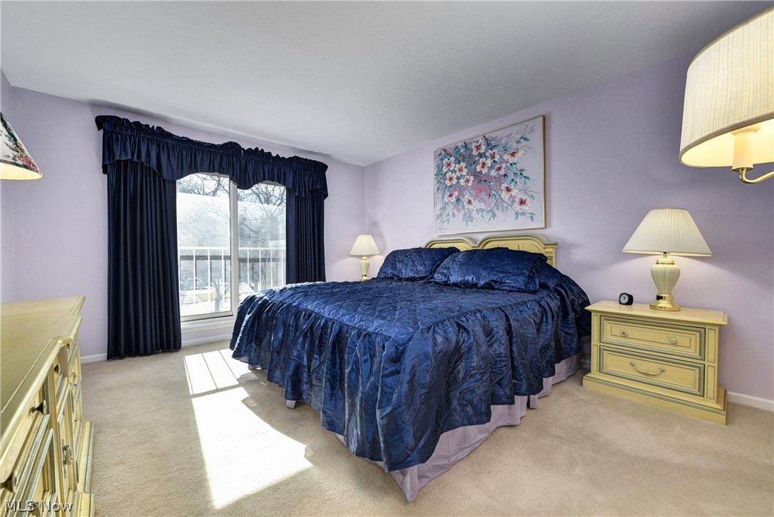 Concord Square Village Condo M & N - Residential