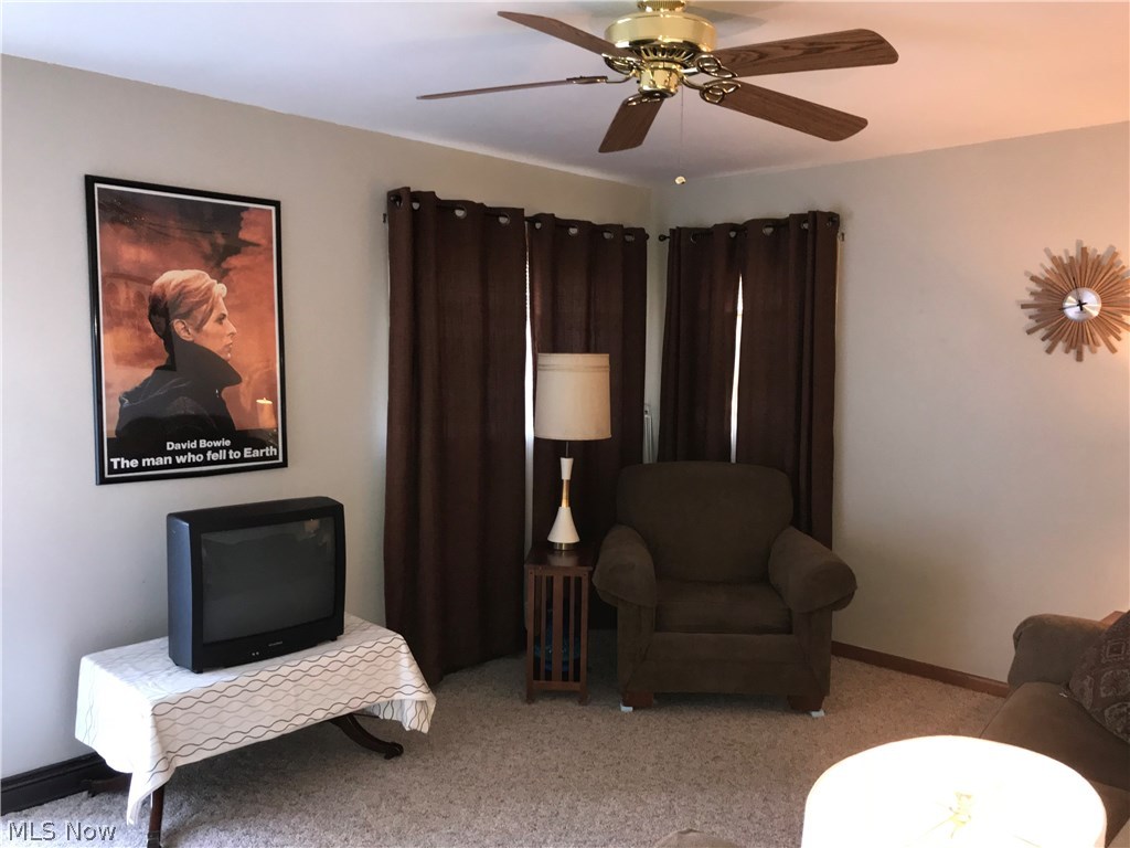 Glass Works Ad - Residential