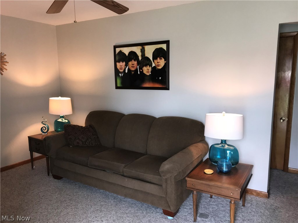 Glass Works Ad - Residential