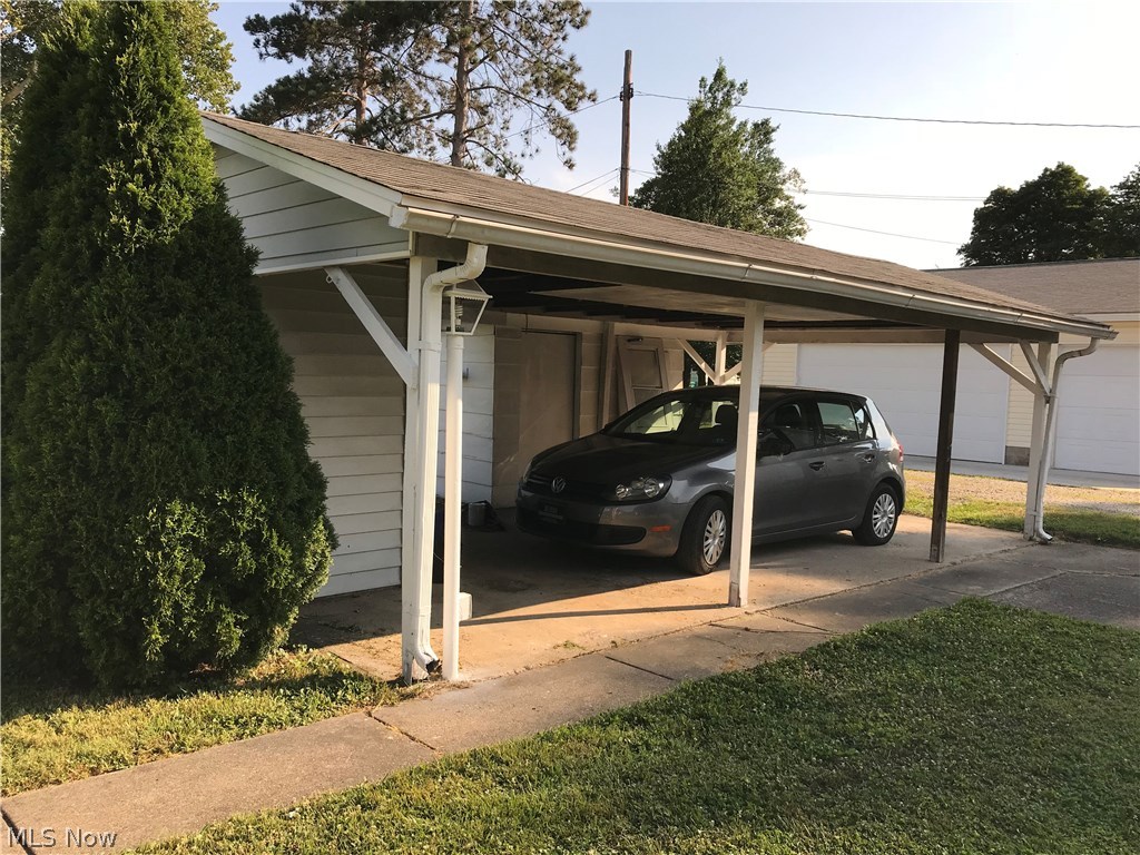 Glass Works Ad - Residential