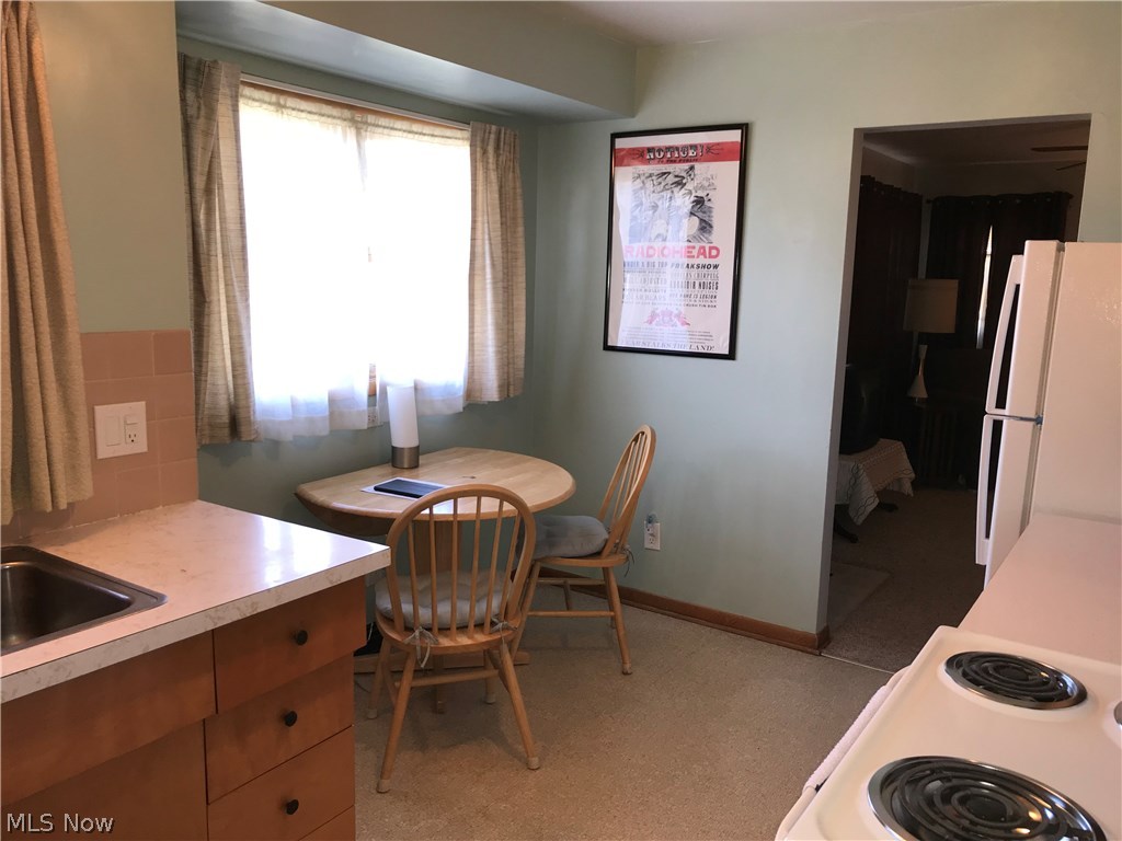 Glass Works Ad - Residential