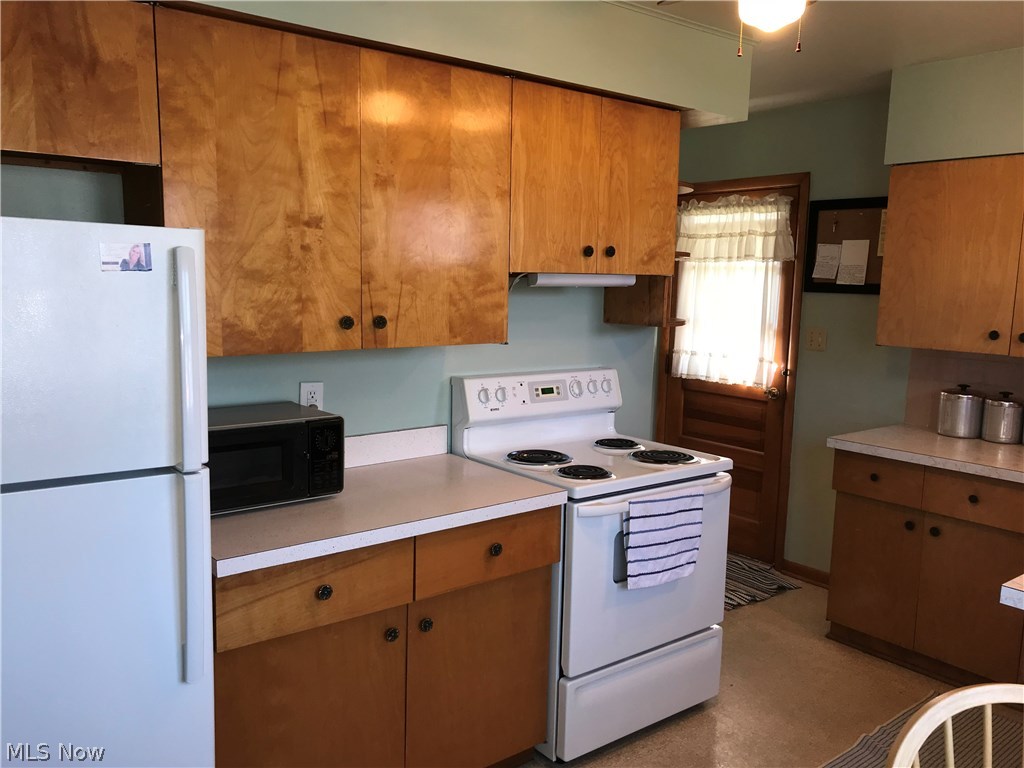 Glass Works Ad - Residential