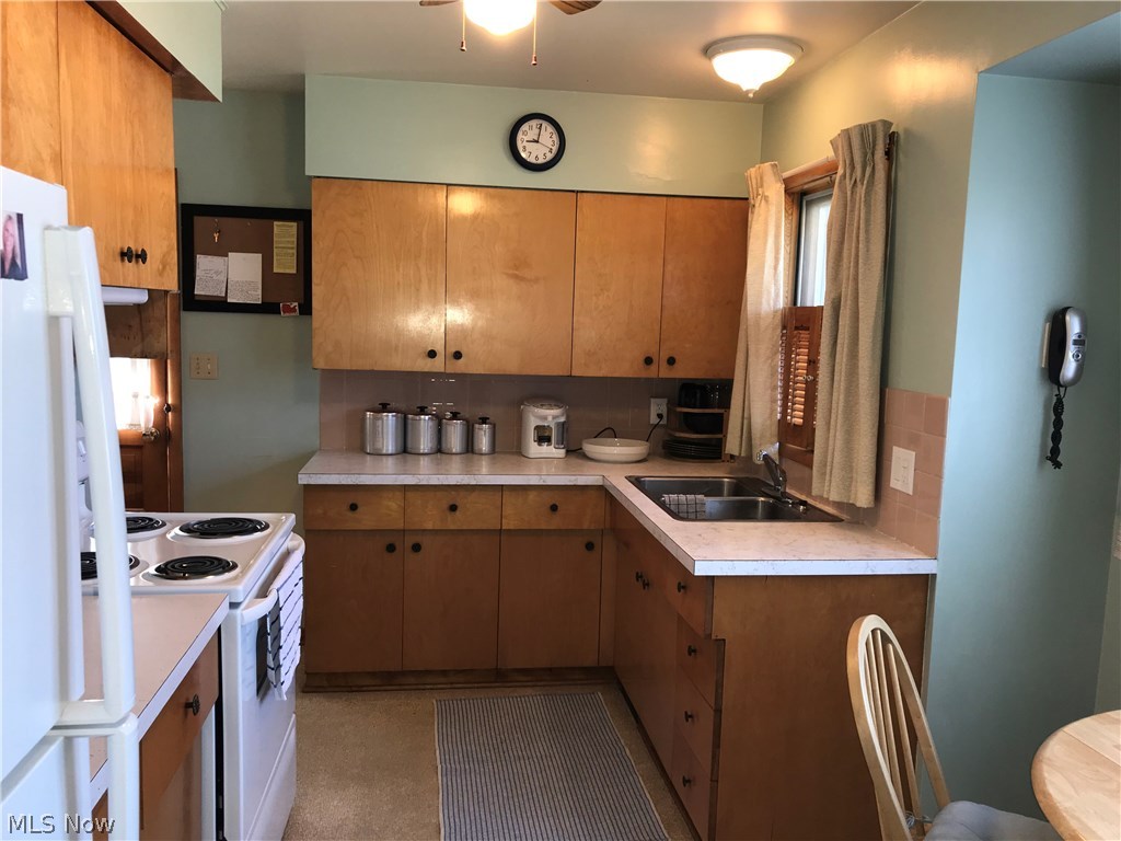 Glass Works Ad - Residential