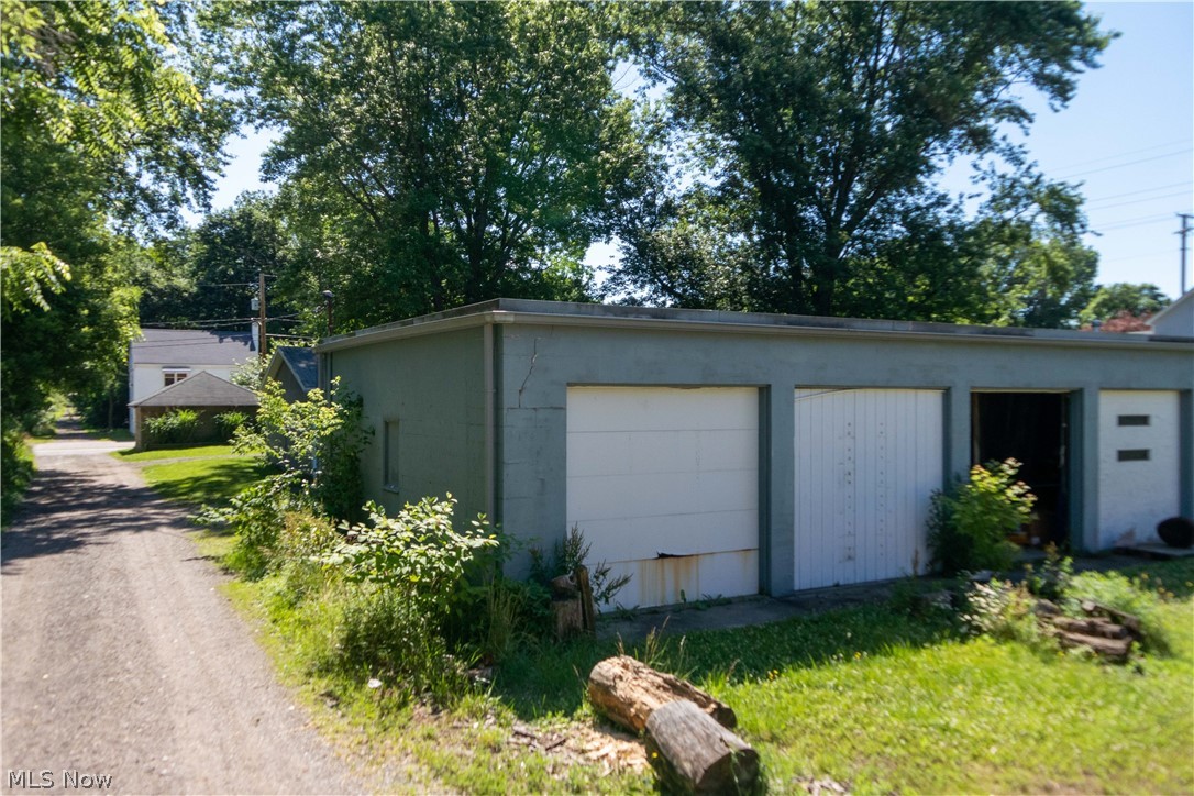 Henry Ainsworth Add - Residential