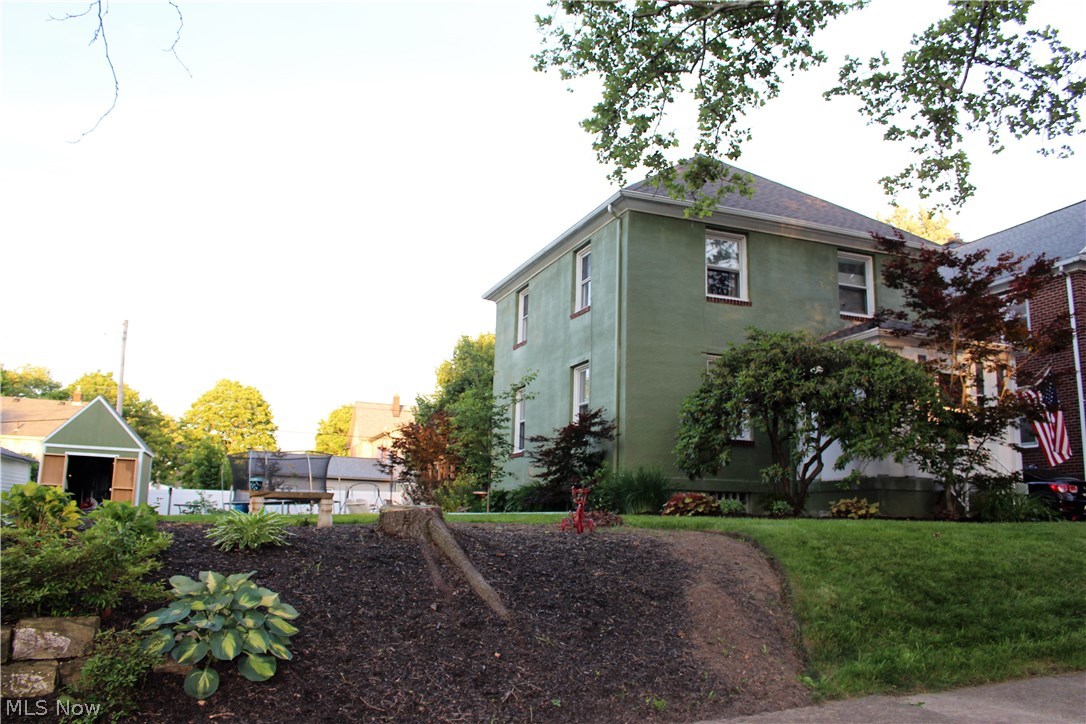 Mcdonald Village - Residential