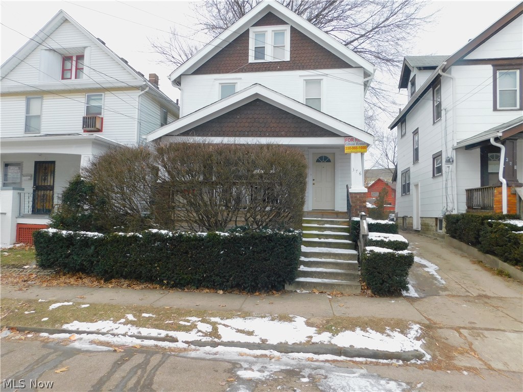 Fantastic Cash Flow opportunity. Prime location across from campus. The Soccer and Football stadiums are less than a 5 minute walk from the front door. Annual rent is 38k!! Call for a private showing today!!