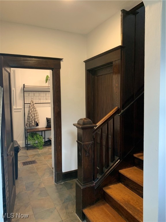 1509 Rydalmount Road, Cleveland Heights, Ohio image 5