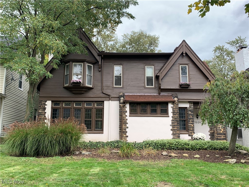1509 Rydalmount Road, Cleveland Heights, Ohio image 1