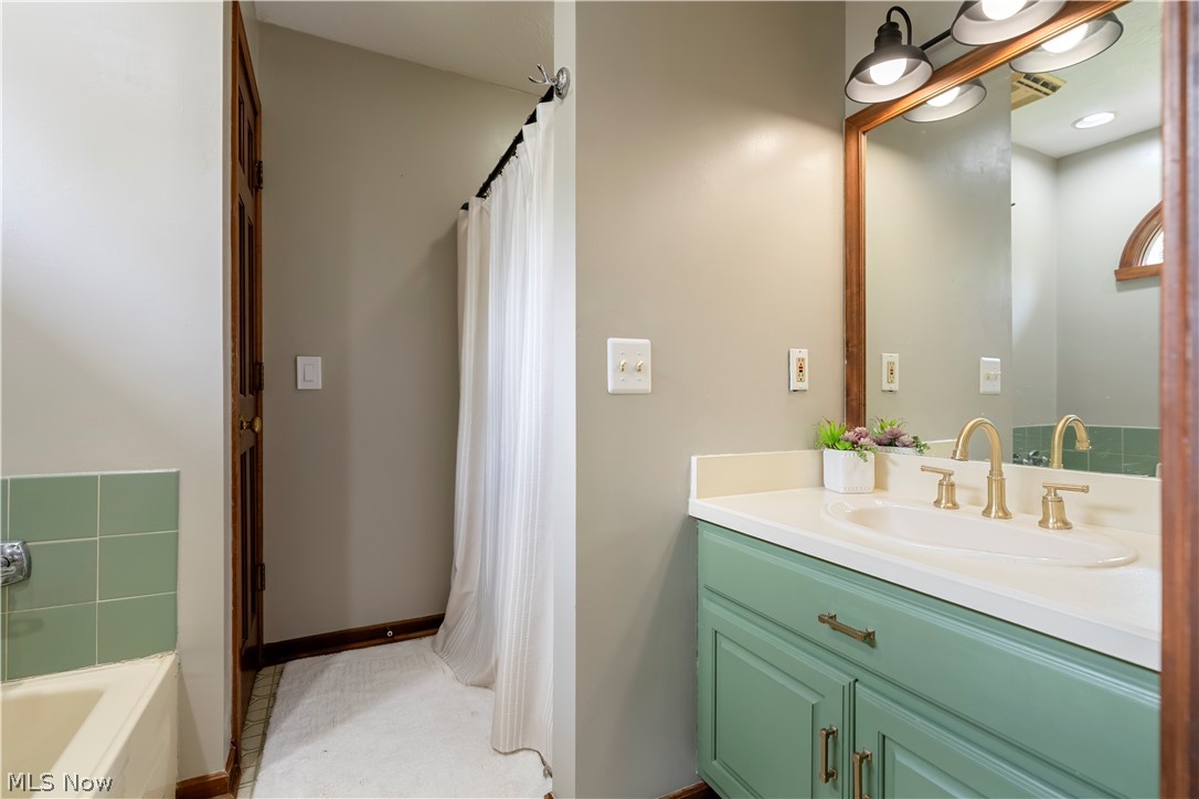 Foxchase Hills - Residential