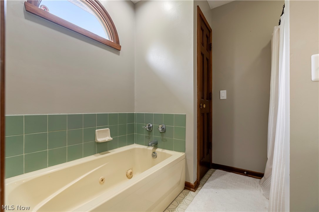 Foxchase Hills - Residential