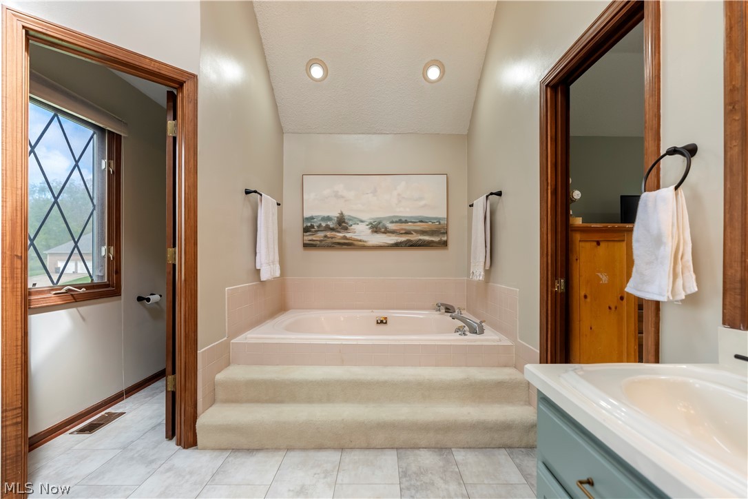 Foxchase Hills - Residential