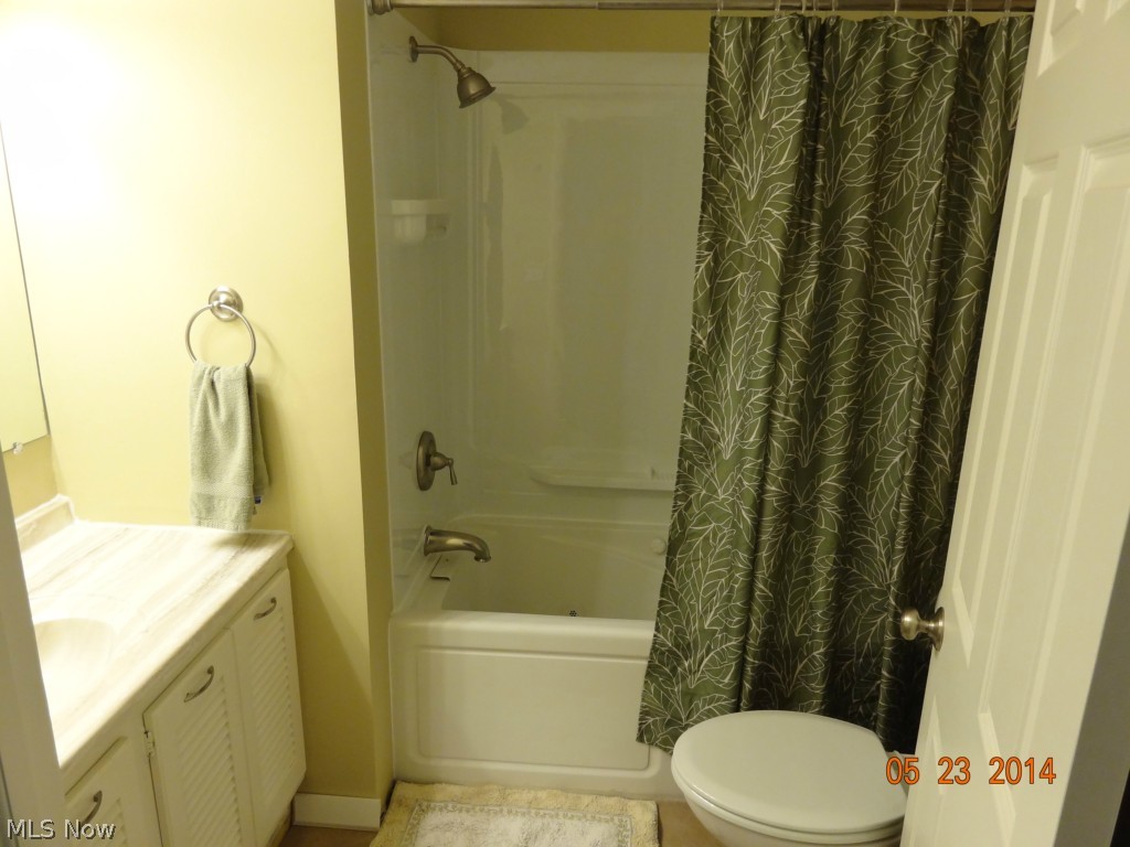 Twin Oaks - Residential