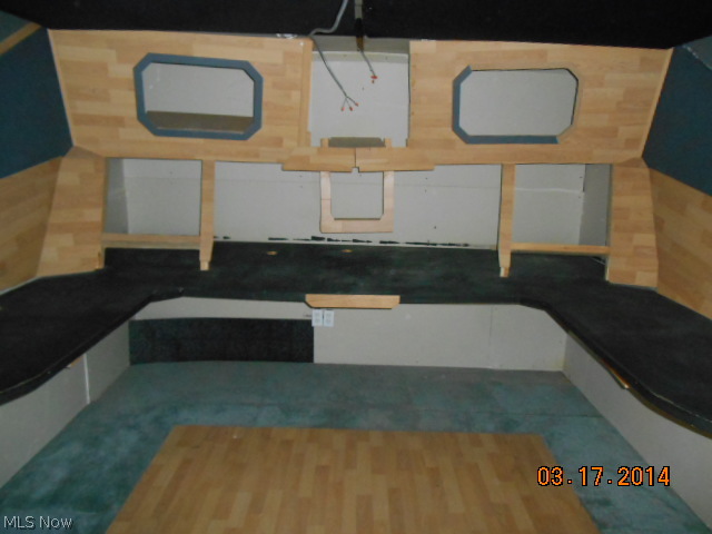 Elworthy-Helwick Cos Maplebor - Residential