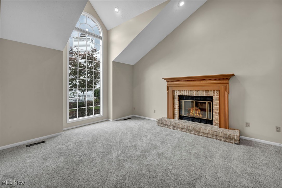 17934 Cambridge Oval