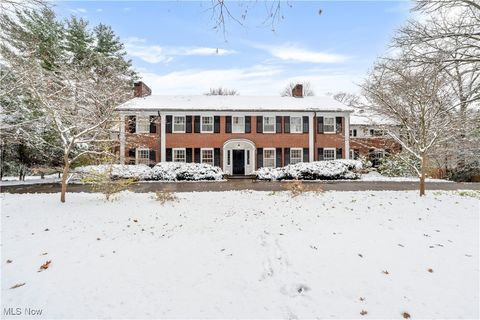 2166 Ridgewood Road Akron OH 44313