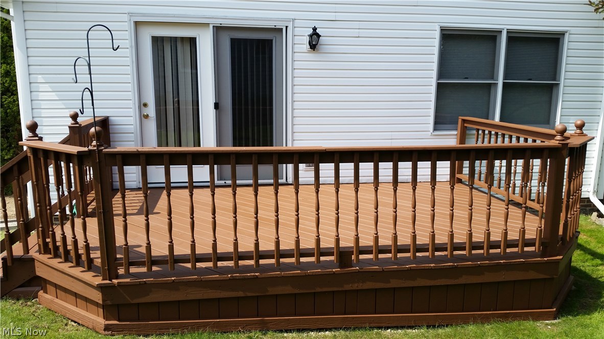 Swan Lake - Residential