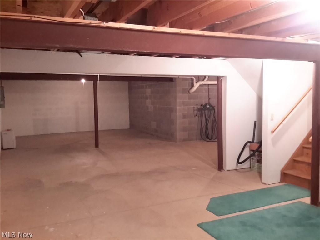 Swan Lake - Residential