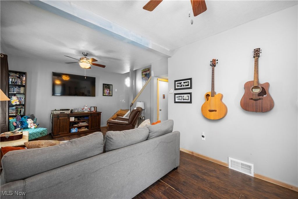 Photo of 376 Taylor Street, Amherst, OH 44001 (MLS # 5183627)