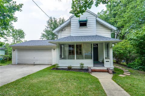 Homes For Sale - 428 Kline Avenue<br/> Akron, OH 44305