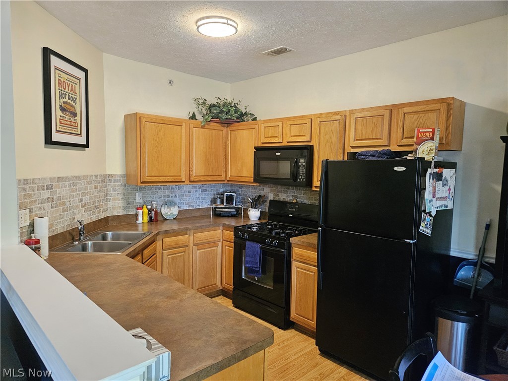 Aqua Marine Condo - Residential